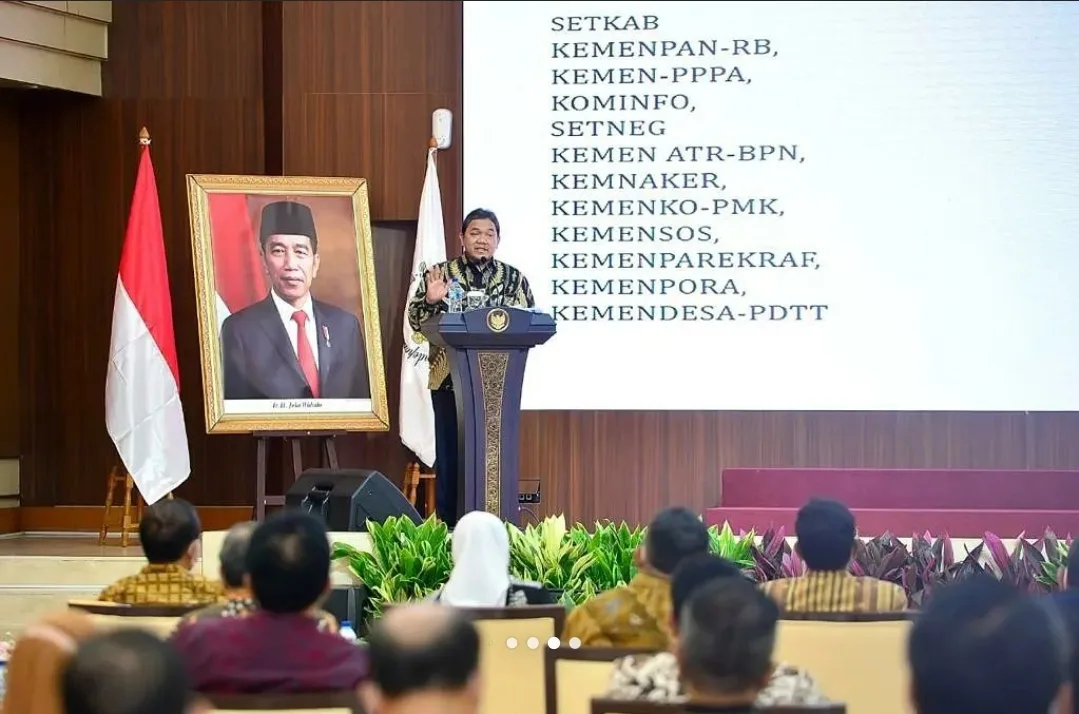 SIAP HADIR: Prof. Dr. Achsanul Qosasi akan selalu menjaga komitmennya dalam membantu penegakan hukum. (AQ for K-TV)