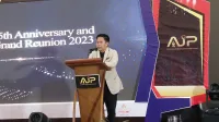 MEMASTIKAN: Ketua AJP Miftahul Arifin menerangkan, AJP Award bisa dipertanggungjawabkan secara ilmiah. (K-TV/ Adinda Salsabilla)