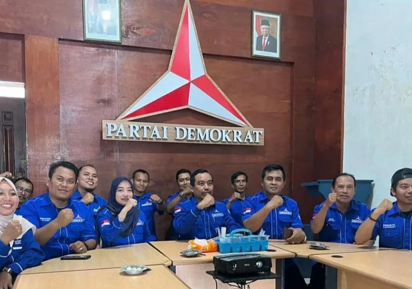 TUNDA PERHATIAN: DPC Partai Demokrat Sumenep lebih berkonsentrasi terhadap Pileg dan Pilpres 2024. (K-TV/Taufiq Hidayat)