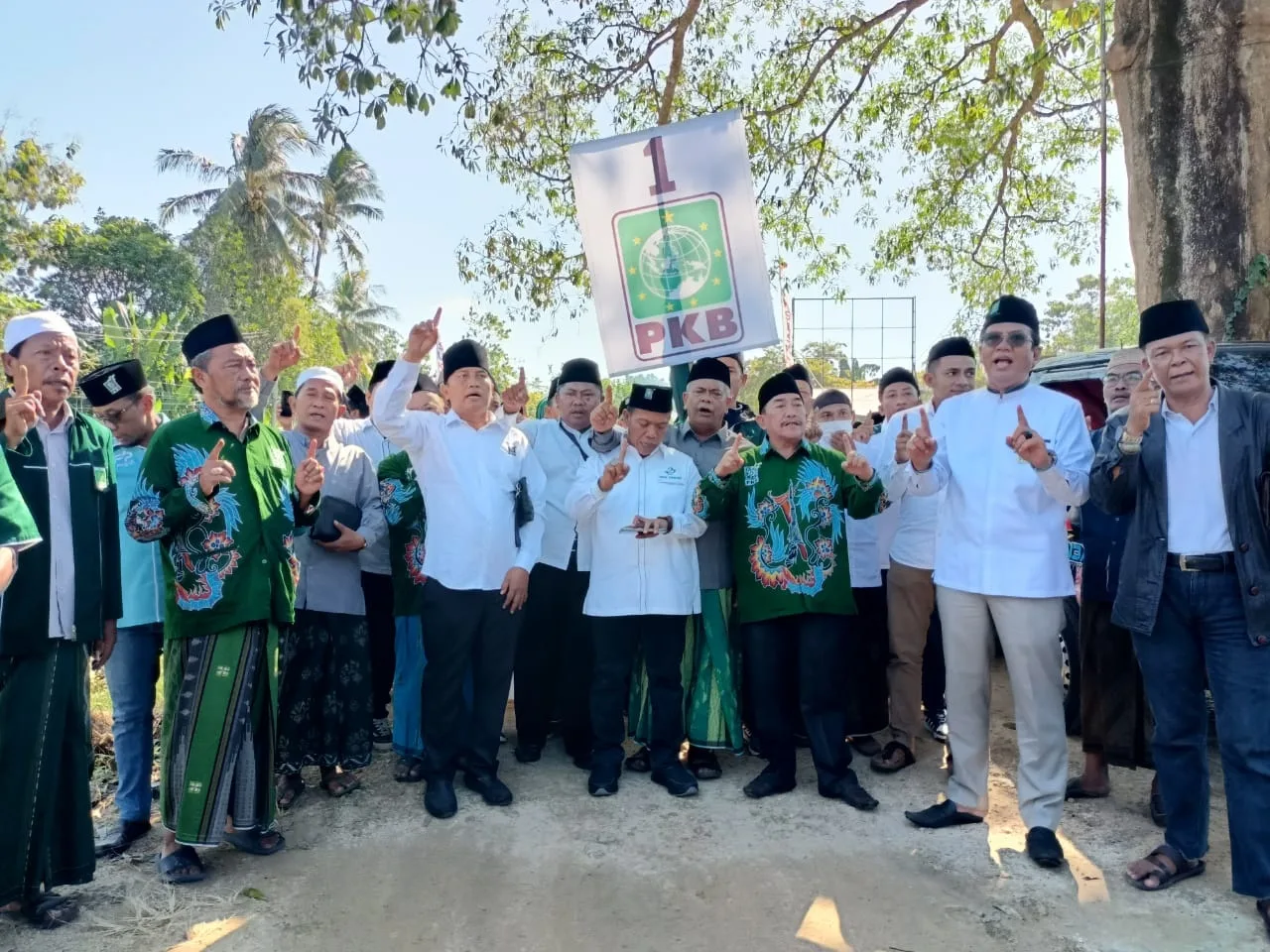 INCARAN: DPC PKB Sumenep memebeberkan kategori bacabup di Pilkada 2024.(KM/Moh Razin)