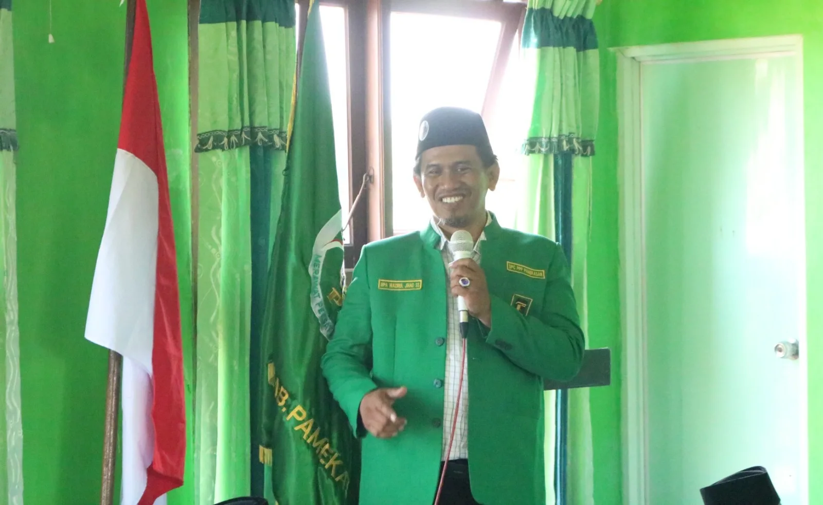 MENGANTONGI: DPC PPP Pamekasan telah memiliki empat nama untuk Bacabup 2024. (K-TV/Khoyrul Umam Syarif)