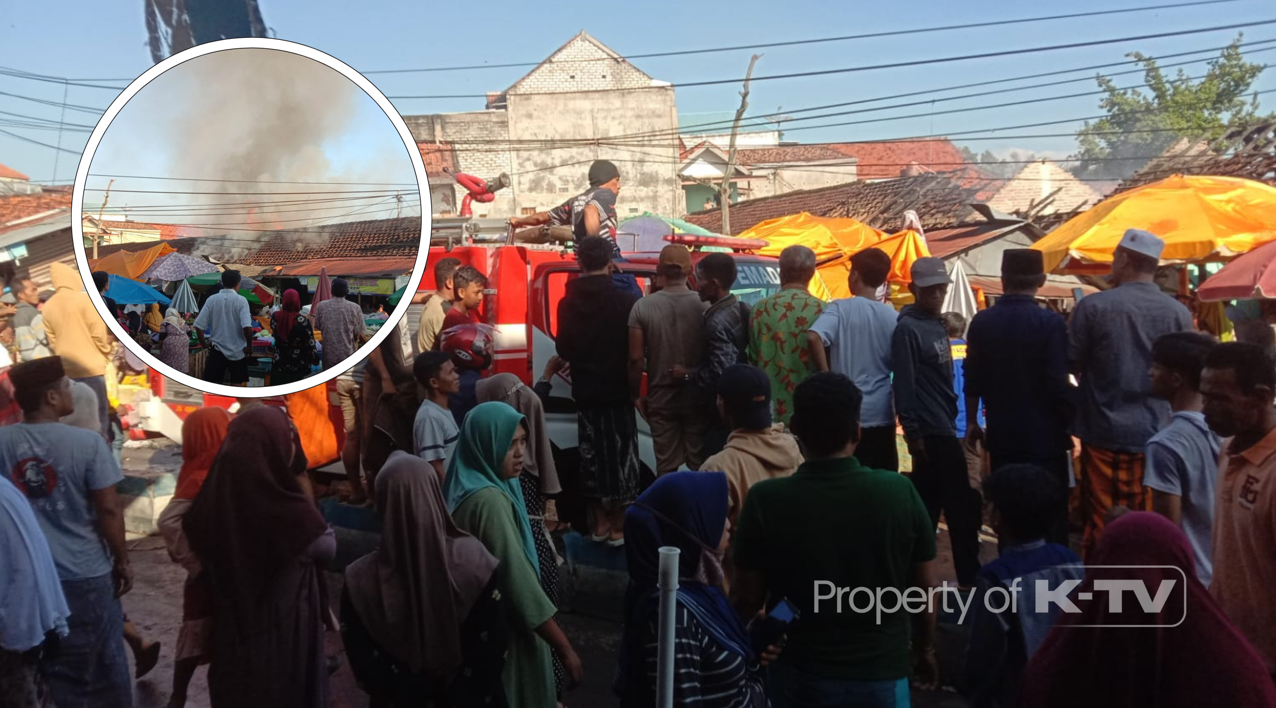 MUSIBAH: 10 kios Pasar Waru Pamekasan terbakar. (K-TV/Sitti Romlah)