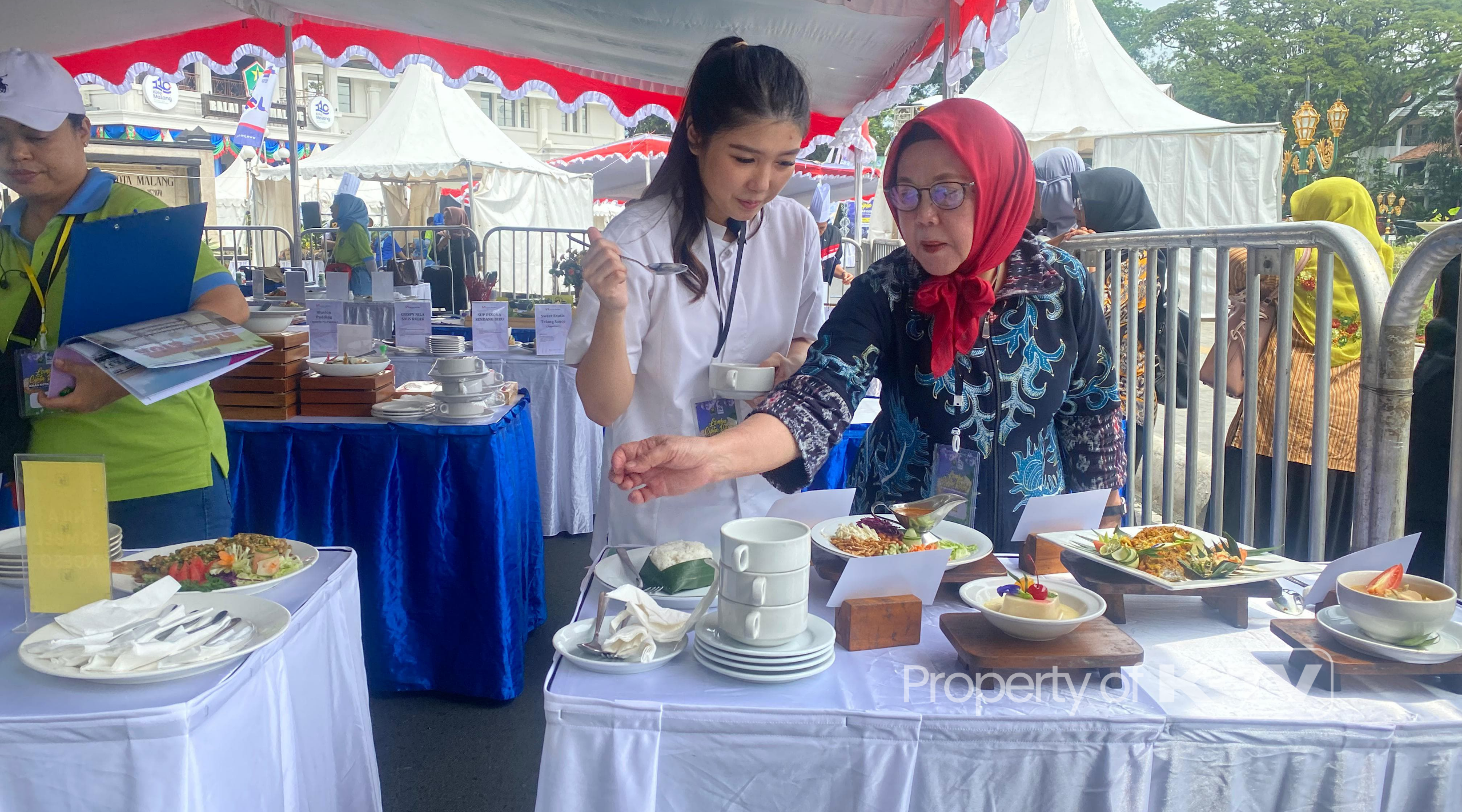 MERIAH:Pemkot Malang gelar lomba cipta rasa dengan mengusung tempe, ikan nila, dan bunga telang sebagai bahan dasar.(K-TV/Sufi Binti Khofifah )