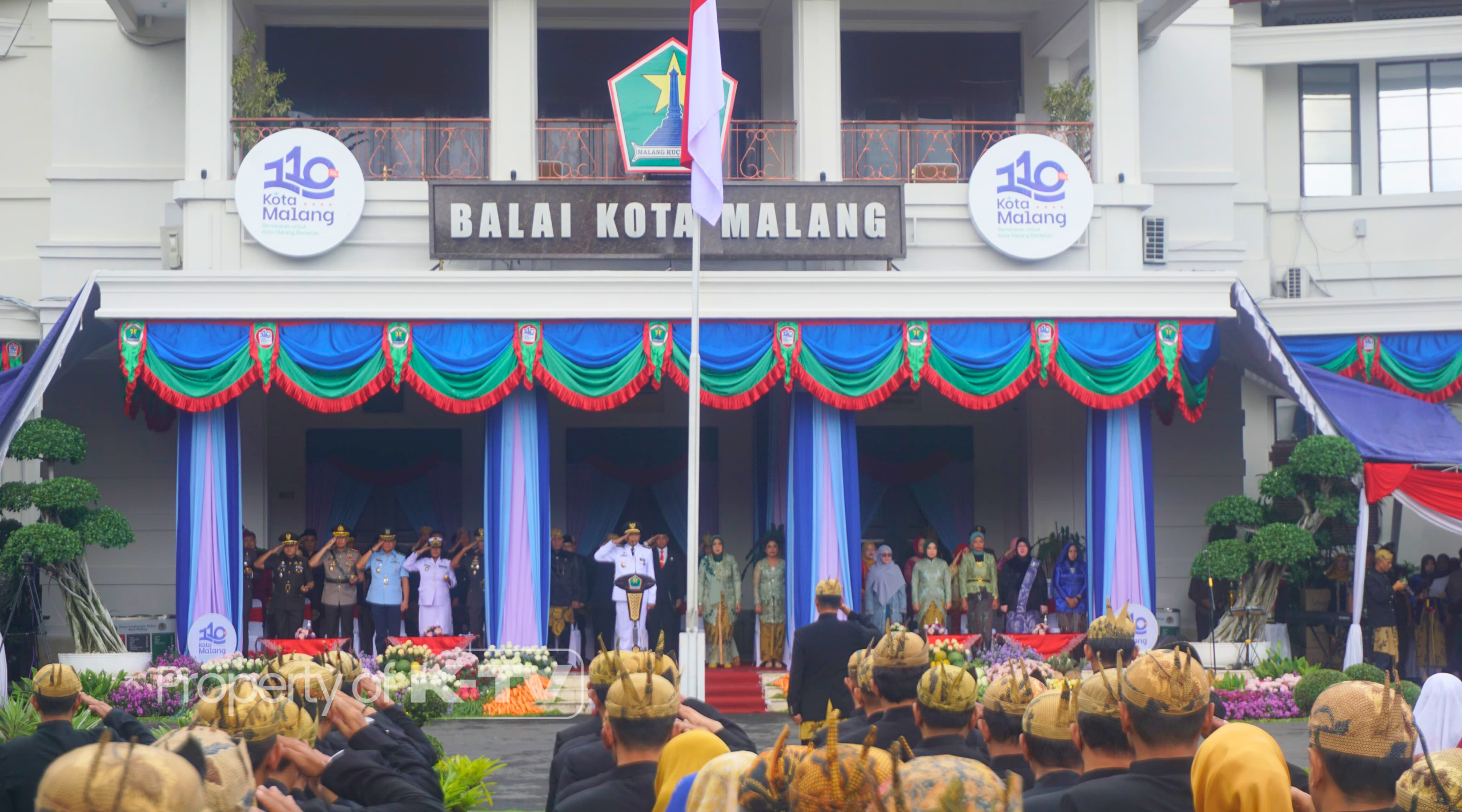 MERAYAKAN: PUNCAK perayaan HUT Kota Malang ke-110 di Balai Kota Malang.(K-TV/Sufi Binti Khofifah)