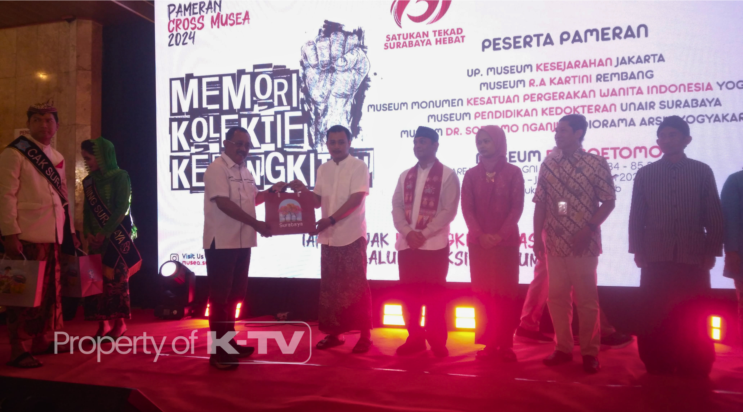 EDUKATIF: Pemkot Surabaya merayakan harjad dengan gelar pameran. (K-TV/Rifka Amelia)