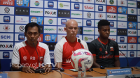 WASPADA: Madura United FC memberikan atensi kepada semua pemain Borneo FC. (K-TV/Reytandia)