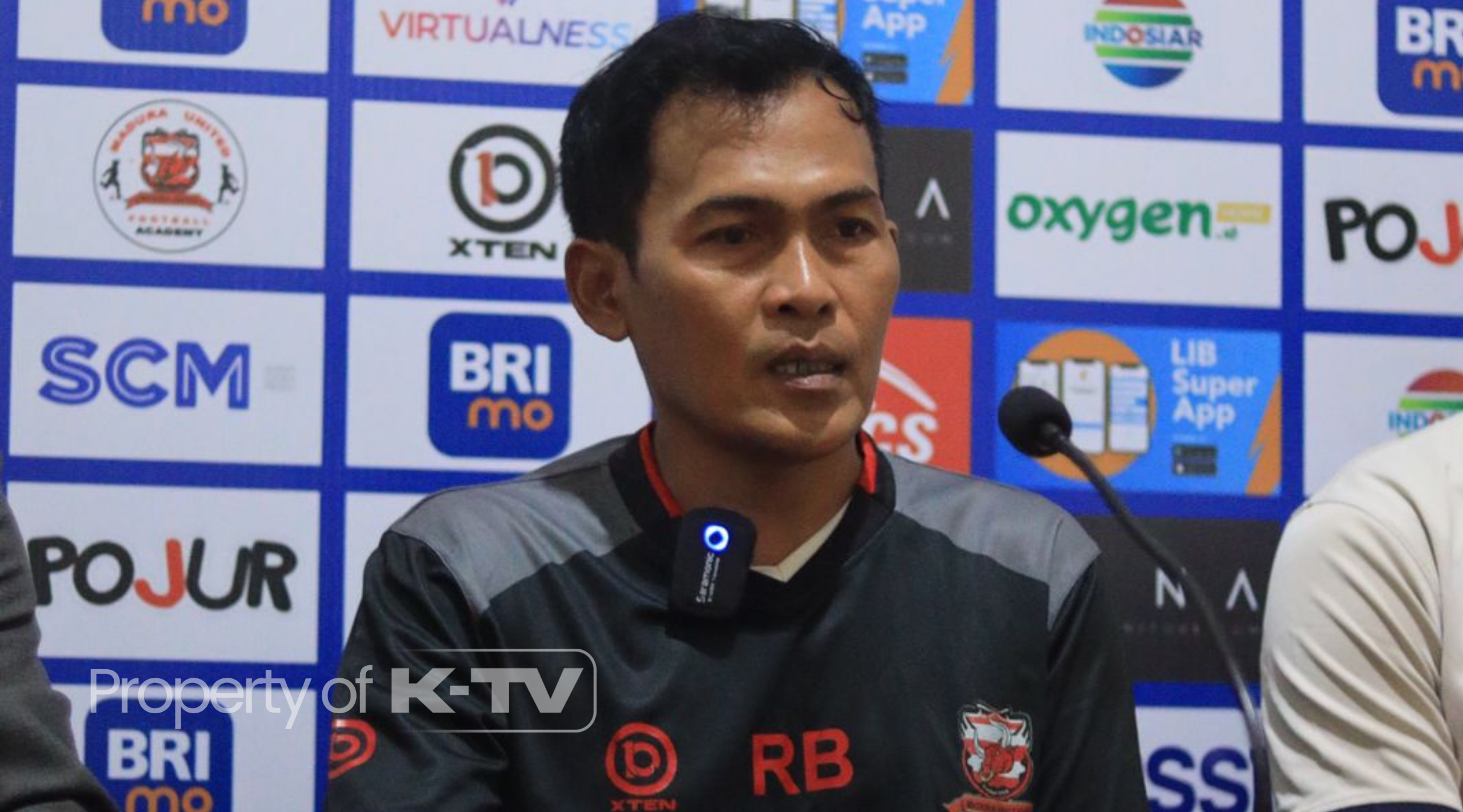 MASIH PEDE: Madura United FC bertekad mengejar ketertinggakan tiga gol atas Persib Bandung. (K-TV/Reytandia)