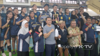 MISI KHUSUS: Perwosi Kota Surabaya jaring pemaim futsal dan bola voli wanita via turnamen. (K-TV/Rifka Amelia)