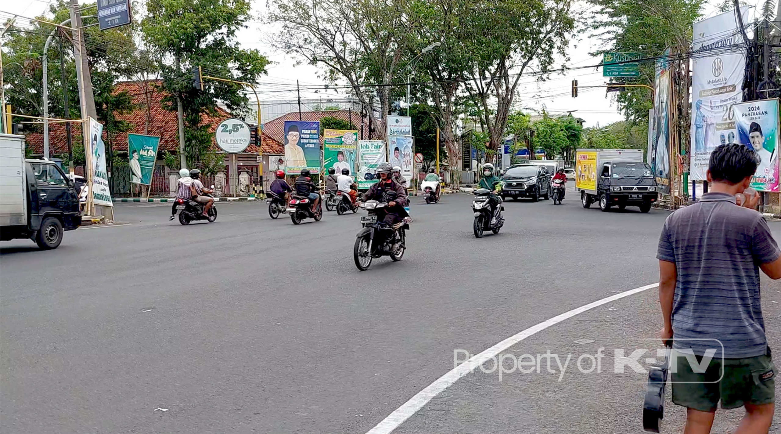 TIDAK SINGKRON: Dishub Pamekasan akan cek selisi data kendaraan dengan UPT PPD. (K-TV/Buyung Kurniawan)