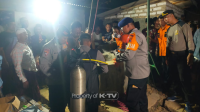 NAAS: Emak-emak di Pamekasan meninggal dunia setelah jatuh ke sumur sedalam 20 meter. (K-Tv/Ist_Polres Pamekasan)