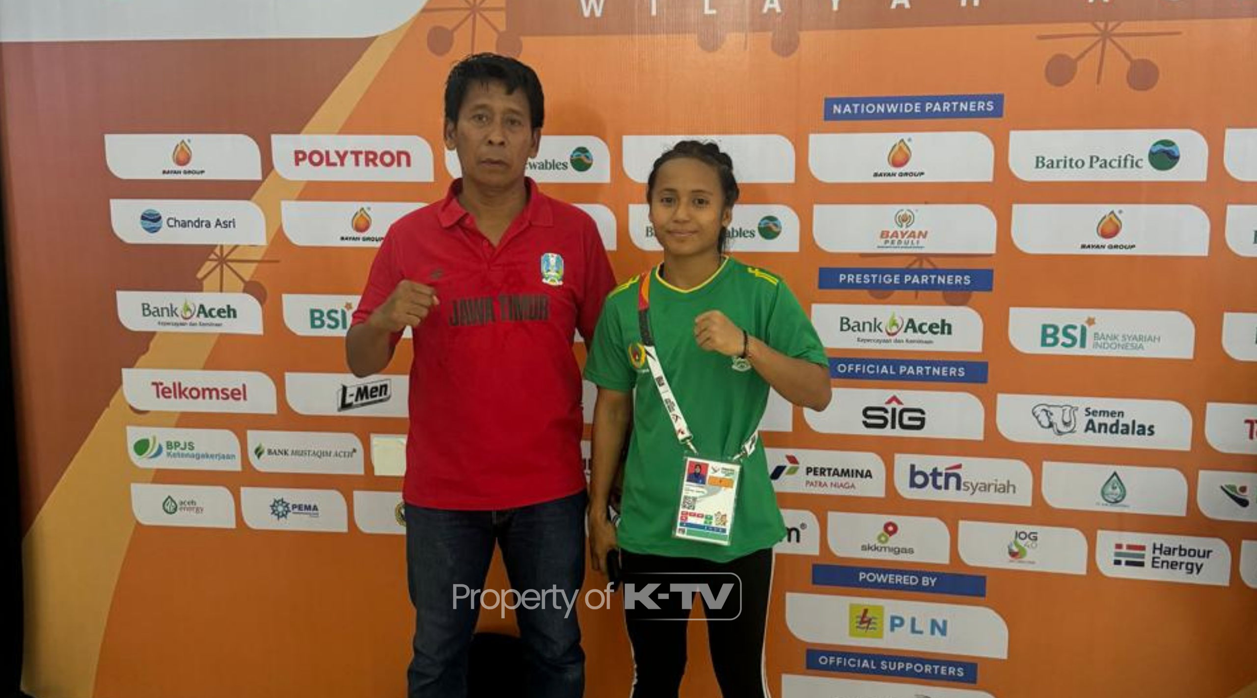 MEMBANGGAKAN: Atlet Muay Thai Pamekasan sumbang medali mas dalam ajang PON Aceh-Sumut 2024.(K-TV/Ist_KONI Pamekasan)