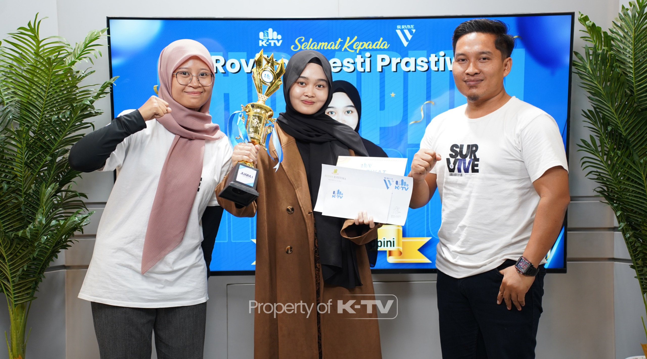 PEMENANG: Mahasiswi UNIBA Madura Roviko Goesti Prastiwi menjuarai Lomba Opini K-TV 2024.(K-TV/YUDHA)