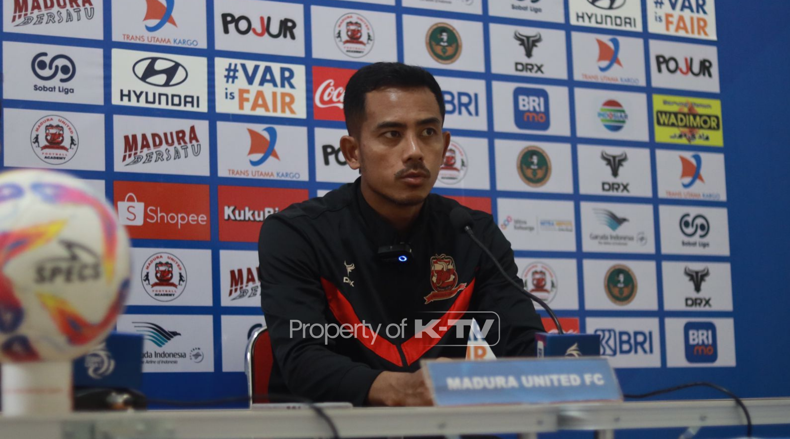 AMBISI BESAR: Taufik Hidayat janji bawa Madura United kalahkan Persis Solo. (K-TV/Reytandia)